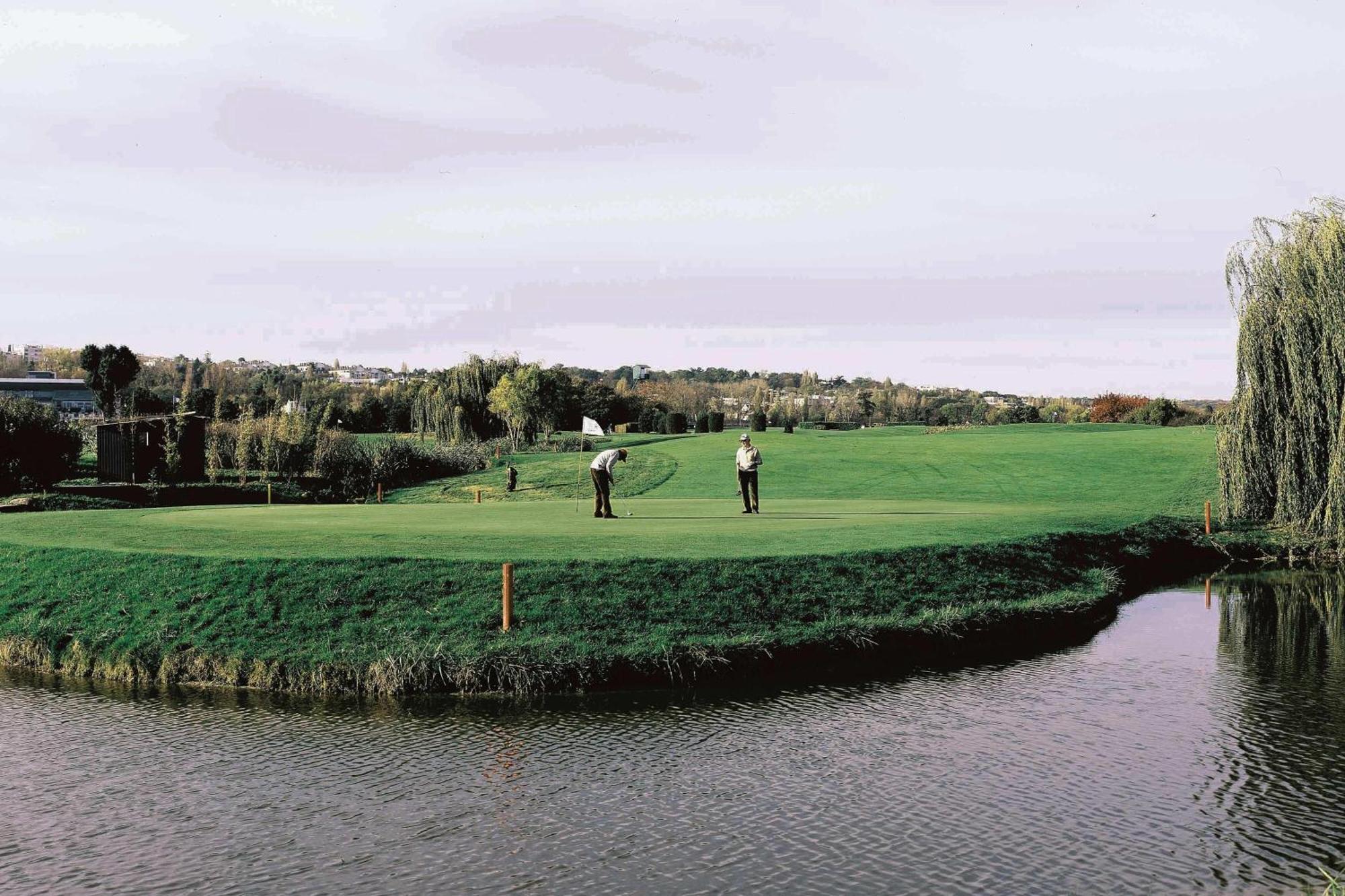 Renaissance Paris Hippodrome De St. Cloud Hotel Rueil-Malmaison Ngoại thất bức ảnh