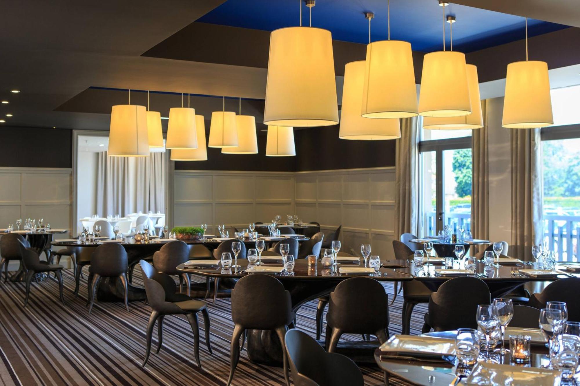 Renaissance Paris Hippodrome De St. Cloud Hotel Rueil-Malmaison Ngoại thất bức ảnh