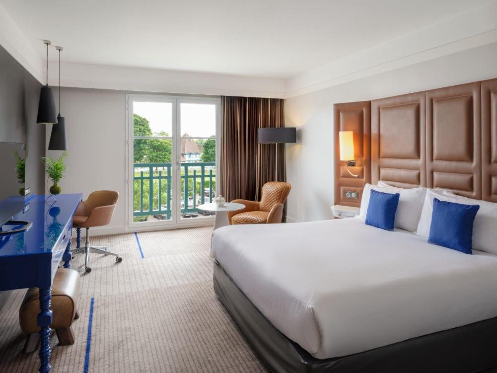 Renaissance Paris Hippodrome De St. Cloud Hotel Rueil-Malmaison Ngoại thất bức ảnh
