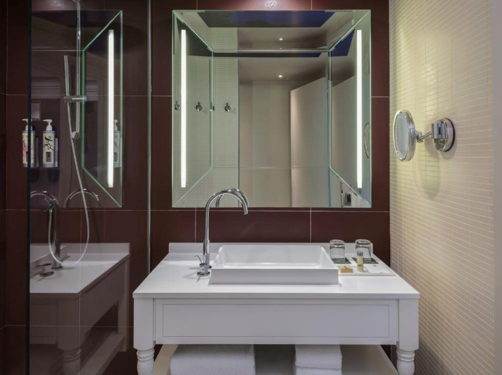 Renaissance Paris Hippodrome De St. Cloud Hotel Rueil-Malmaison Ngoại thất bức ảnh