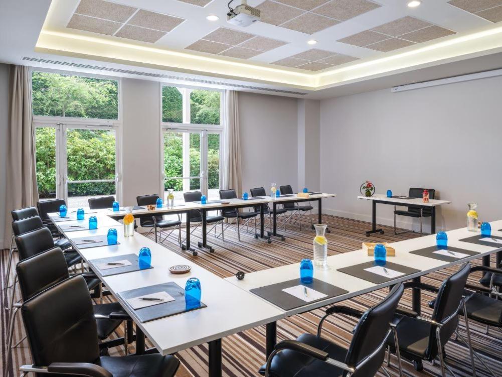 Renaissance Paris Hippodrome De St. Cloud Hotel Rueil-Malmaison Ngoại thất bức ảnh