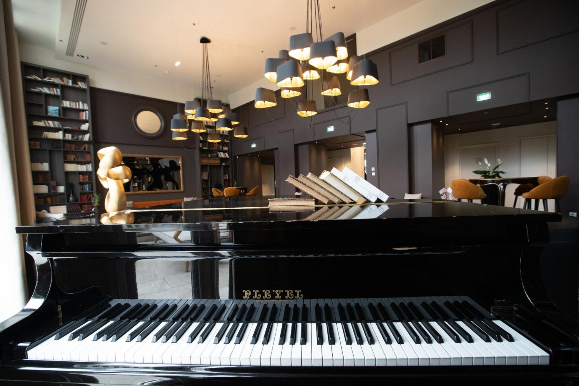 Renaissance Paris Hippodrome De St. Cloud Hotel Rueil-Malmaison Ngoại thất bức ảnh