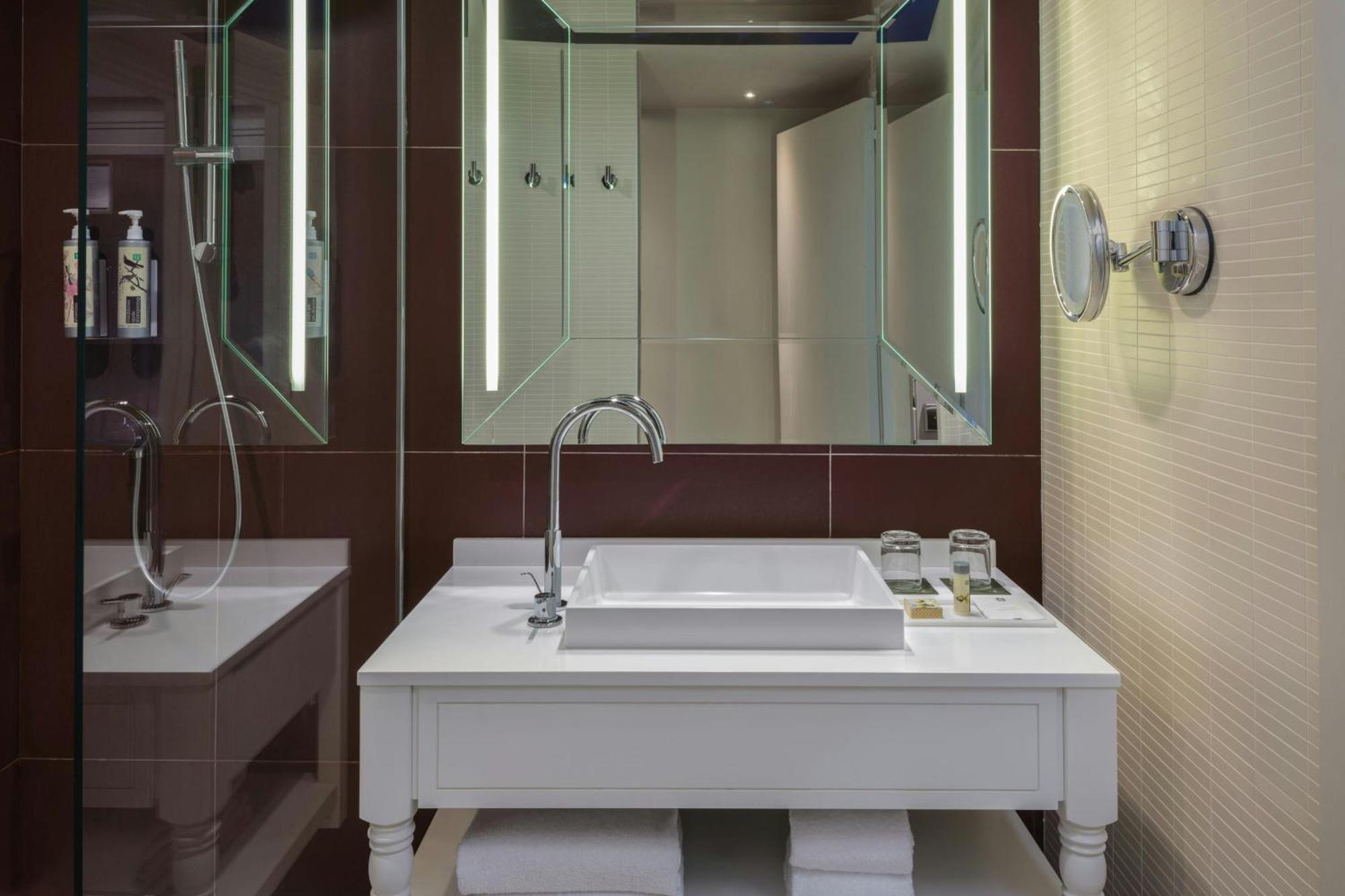 Renaissance Paris Hippodrome De St. Cloud Hotel Rueil-Malmaison Ngoại thất bức ảnh