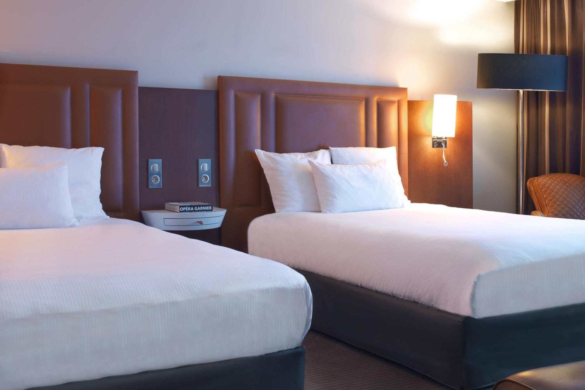 Renaissance Paris Hippodrome De St. Cloud Hotel Rueil-Malmaison Ngoại thất bức ảnh
