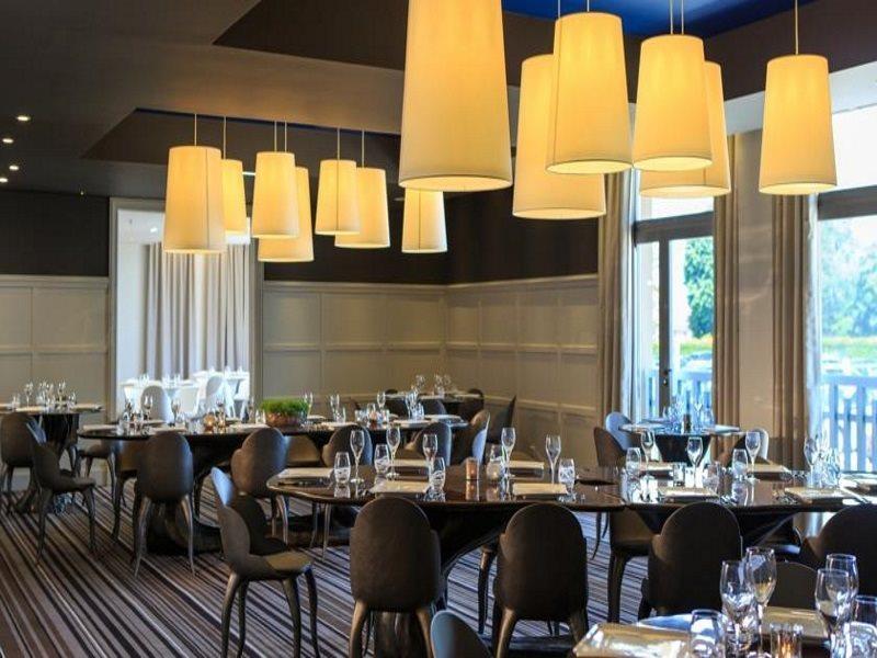 Renaissance Paris Hippodrome De St. Cloud Hotel Rueil-Malmaison Ngoại thất bức ảnh